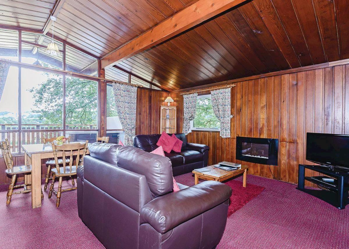 Penllwyn Lodges モントゴメリー エクステリア 写真