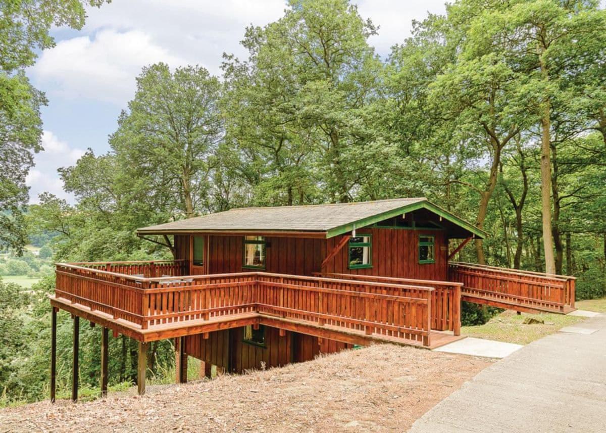Penllwyn Lodges モントゴメリー エクステリア 写真