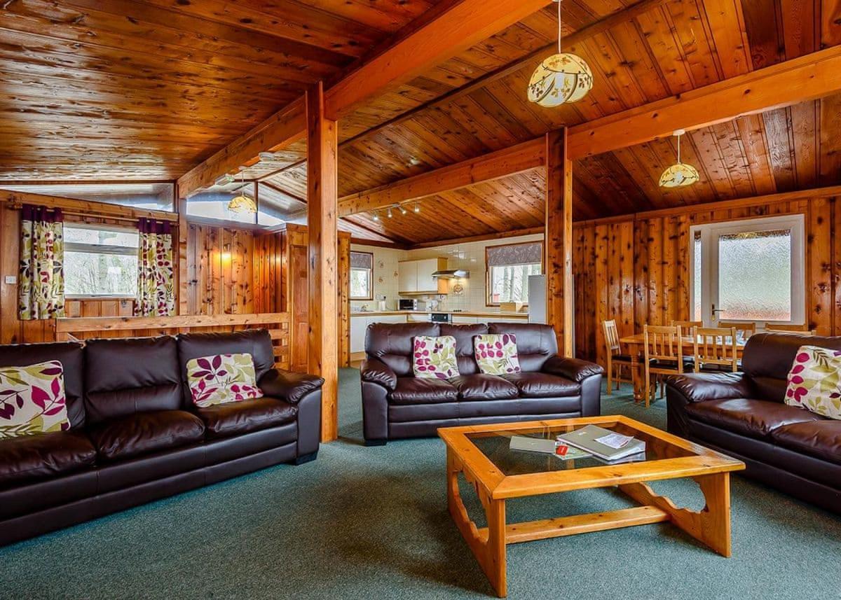 Penllwyn Lodges モントゴメリー エクステリア 写真