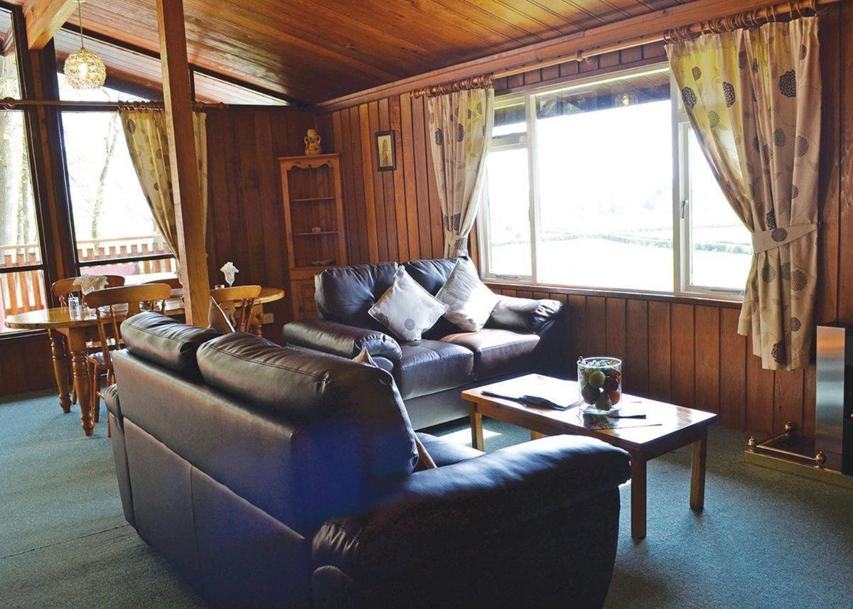 Penllwyn Lodges モントゴメリー エクステリア 写真