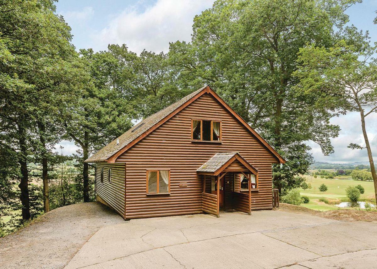Penllwyn Lodges モントゴメリー エクステリア 写真